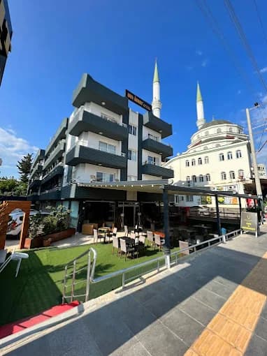 Bir Umut Hotel — dış görünüm